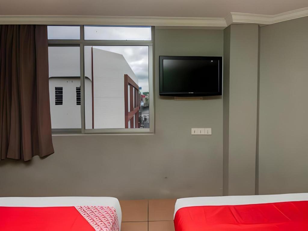 River Park Hotel Sibu Exterior foto