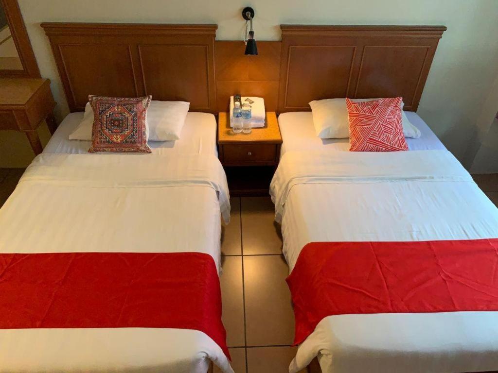 River Park Hotel Sibu Exterior foto